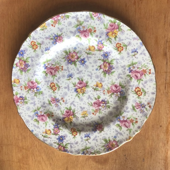 ROYAL WINTON ELEANOR CHINTZ DESSERT PLATE 6.5” D PINK PURPLE GOLD RIM ENGLAND - Picture 1 of 12